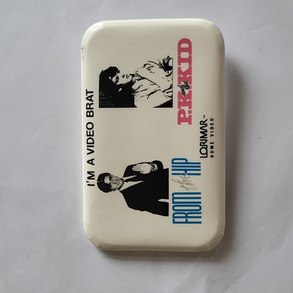 Lot of 1990's Movie Buttons/Badges - Picture 2 of 9